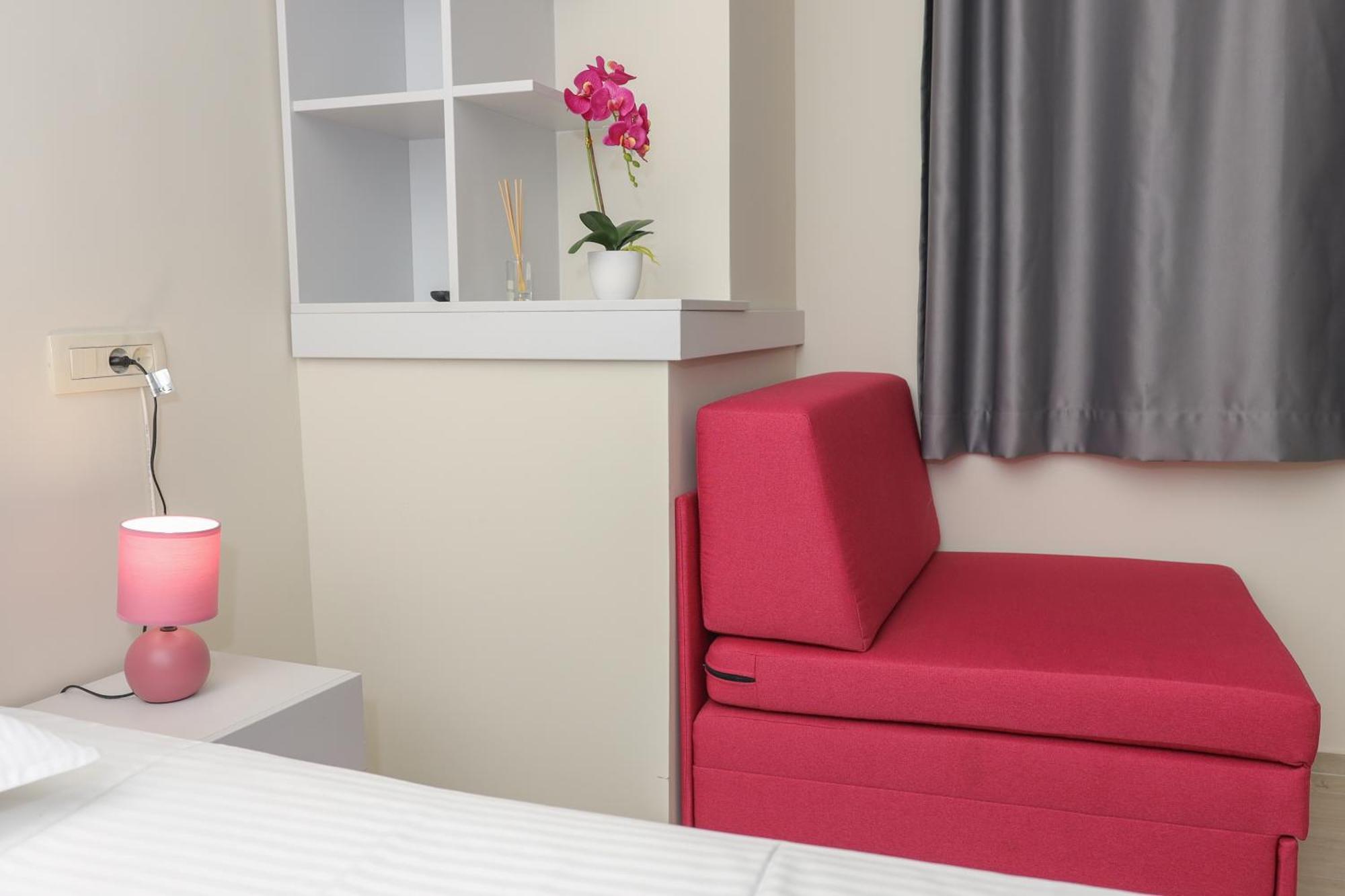 Apartments Milanovic ヘルツェグ・ノヴィ エクステリア 写真