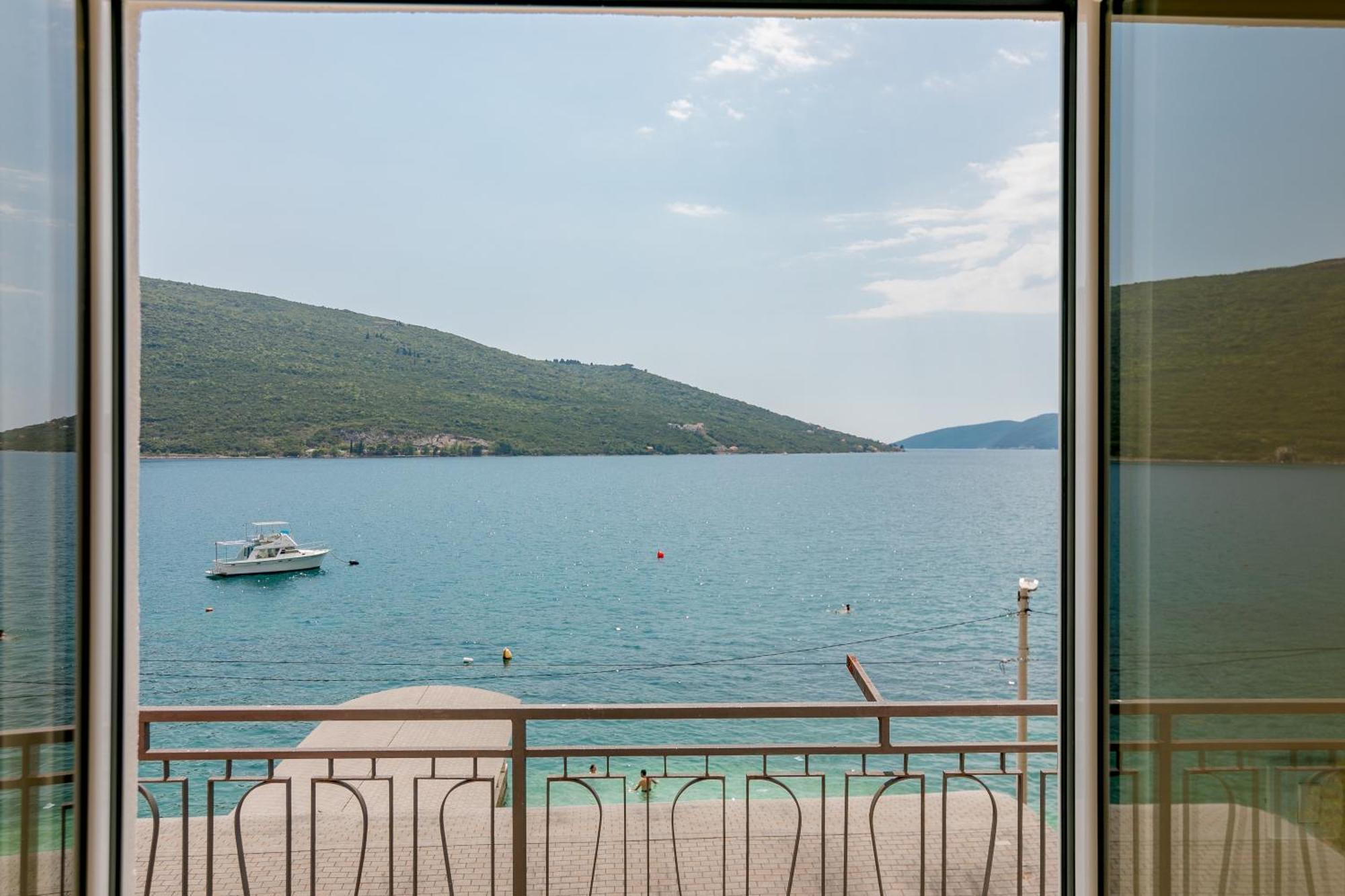 Apartments Milanovic ヘルツェグ・ノヴィ 部屋 写真