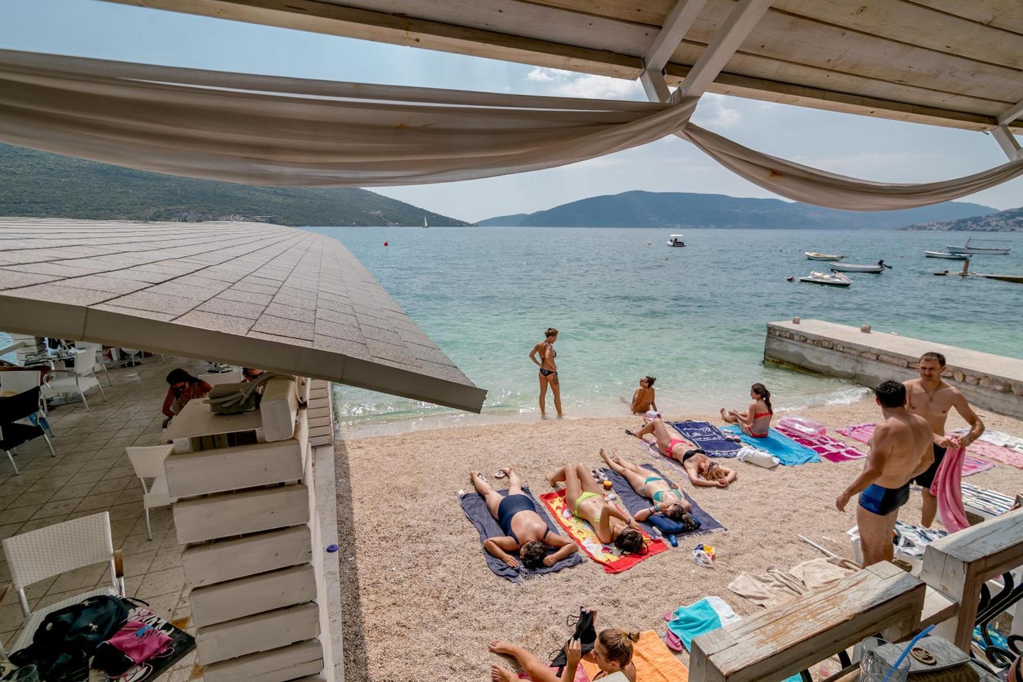 Apartments Milanovic ヘルツェグ・ノヴィ 部屋 写真